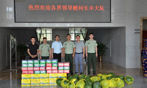 &ldquo;八一&rdquo;慰问暖人心 军民共建一家亲 &mdash;&mdash;2121非凡之家北城店亲切慰问消防大队整个官兵