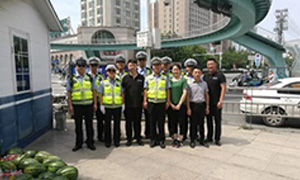 2121非凡所见，皆有温度&mdash;&mdash;安徽分公司益阳店慰问一线交警 